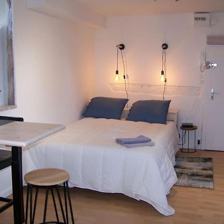 Rennes: Studio 4 Couchages, Proche Commerces, Bus. Екстер'єр фото