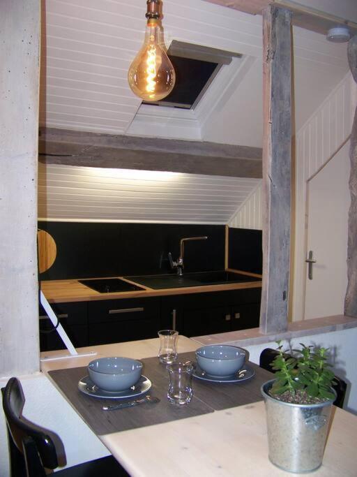Rennes: Studio 4 Couchages, Proche Commerces, Bus. Екстер'єр фото